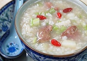 食療養(yǎng)生粥治療感冒