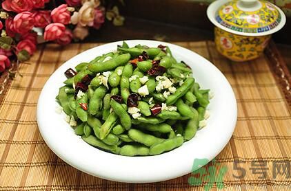 夏天吃毛豆好嗎？夏天吃毛豆有什么好處？