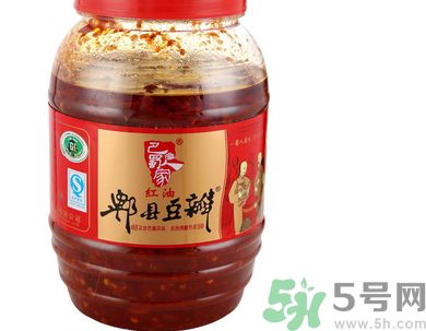 宮保雞丁用豆瓣醬嗎?宮保雞丁用什么豆瓣醬?