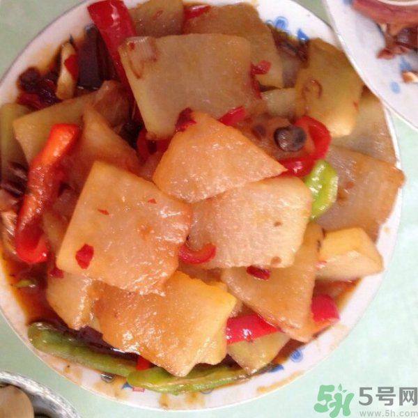 豆瓣醬的做法？豆瓣醬和黃豆醬的區(qū)別？