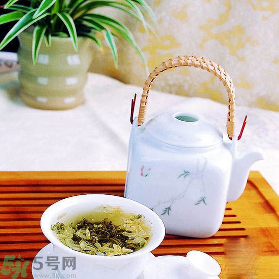 痛風(fēng)可以喝茉莉花茶嗎？痛風(fēng)喝茉莉花茶好嗎？