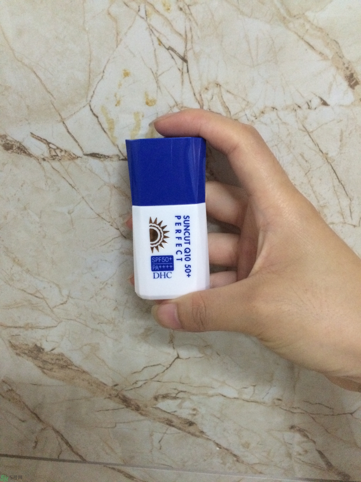 蝶翠詩DHC緊致煥膚防曬乳SPF30+ PA+++使用心得