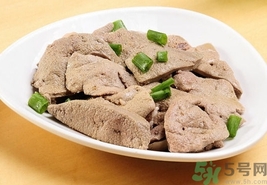 豬肝的營養(yǎng)價(jià)值 豬肝的功效與作用及食用方法