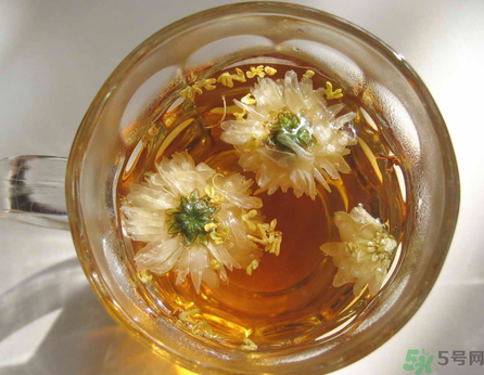 羅漢果可以和菊花一起泡水喝嗎？羅漢果菊花茶的做法及營養(yǎng)價(jià)值