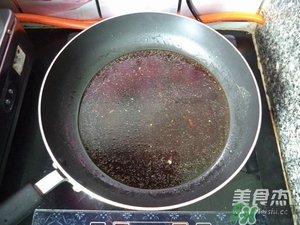 肉丸子可以用面粉嗎？肉丸子用什么粉？