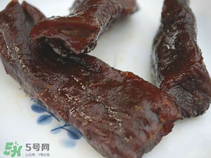 風(fēng)干牛肉是生的嗎？風(fēng)干牛肉是生的還是熟的？