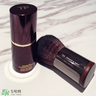 tom ford粉底棒怎么用？tom ford粉底棒使用方法