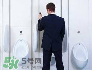 男性尿痛出血怎么回事？男性尿痛是怎么引起的