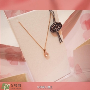 star jewelry2017櫻花限定多少錢？star jewelry櫻花項(xiàng)鏈?zhǔn)宙渻r(jià)格