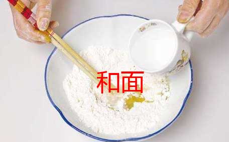 餃子皮發(fā)酵要多長(zhǎng)時(shí)間 不用搟面杖快速搟出餃子皮