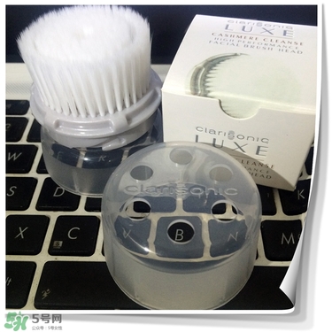 clarisonic mia fit洗臉刷怎么用？科萊麗mia fit洗臉刷使用方法