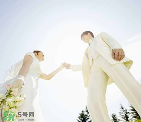 2017年5月哪天結(jié)婚好？2017年5月結(jié)婚黃道吉日