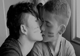 怎樣快速識(shí)別gay？為什么直男也喜歡看gay片