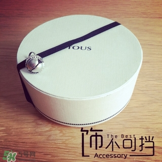 tous是什么牌子？tous桃絲熊是哪個(gè)國(guó)家的？