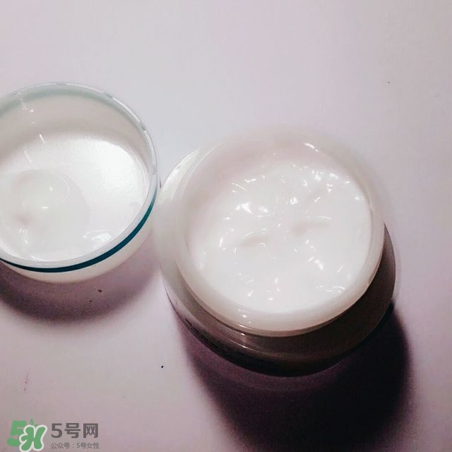 乳液和面霜要同時用嗎?乳液和面霜能一起用嗎