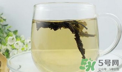 杜仲茶比較適合哪些人飲用？杜仲茶功效與作用有哪些？