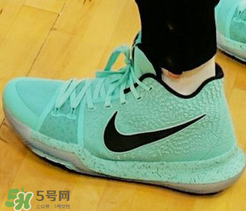 nike kyrie 3 aqua多少錢？耐克歐文3代湖綠配色專柜價格