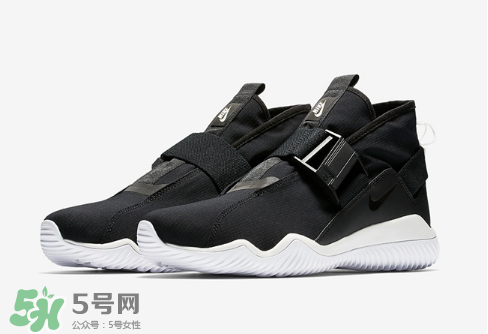 nikelab acg 07 kmtr機能運動鞋黑白配色什么時候發(fā)售？