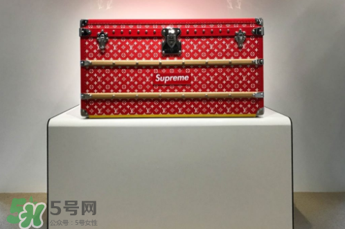 supreme與lv2017秋冬聯(lián)名系列怎么買_在哪買？