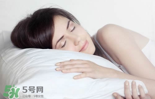 孕婦熬夜對胎兒有什么影響？孕婦熬夜的危害