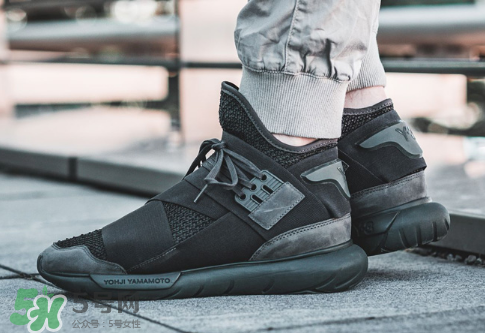 y-3 qasa high 2017上腳效果怎么樣？y-3跑鞋2017上腳好看嗎？