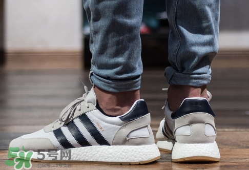 adidas iniki runner上腳效果怎么樣？阿迪達(dá)斯復(fù)古跑鞋好看嗎？