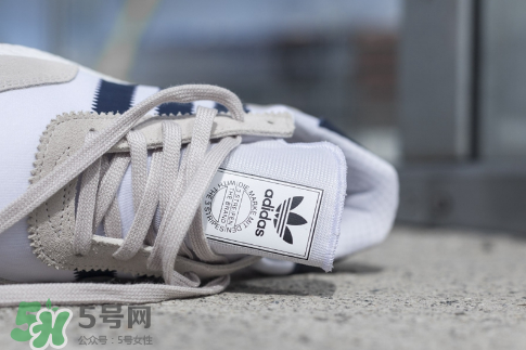 adidas iniki runner多少錢？阿迪達(dá)斯復(fù)古跑鞋專柜價(jià)格