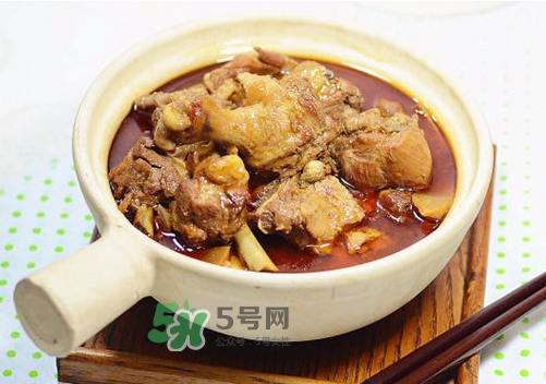 三伏天能吃鴨肉嗎？三伏天鴨肉燉什么好？