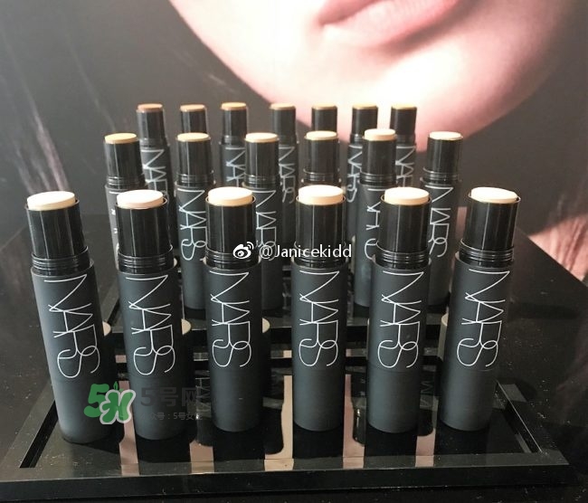 nars2017粉底棒怎么樣_nars2017粉底棒色號(hào)試色