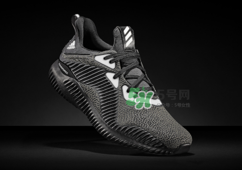 adidas alphabounce reflective阿爾法小椰子跑鞋夜光版多少錢？