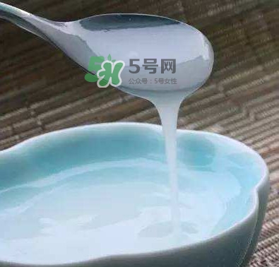 仙草凍熬好多久能成型？仙草凍添加什么才會結(jié)凍