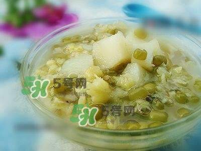 荸薺可以生吃嗎？女人吃荸薺有什么好處？