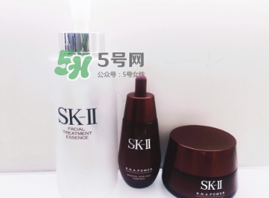 sk2大紅瓶和小紅瓶哪個好？sk2大紅瓶和小紅瓶區(qū)別