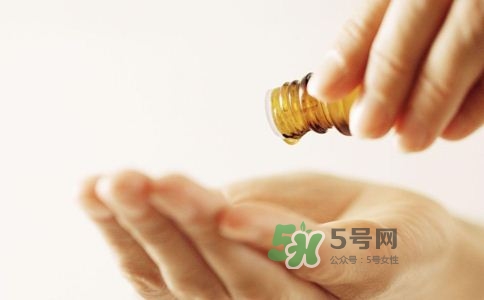 使用潤(rùn)滑劑會(huì)降低性欲嗎？用口水做潤(rùn)滑劑好嗎？