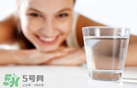 飲用水含微塑料有什么危害？飲用水中的微塑料怎么來的