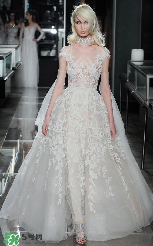 reem acra婚紗多少錢(qián)？reem acra婚紗價(jià)格