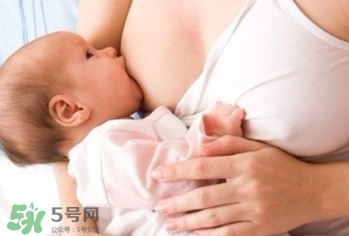 要上班了寶寶吃母乳怎么辦？要上班了寶寶不吃奶瓶怎么辦？