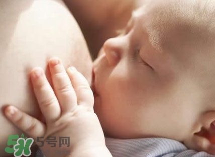 母乳能做什么？母乳可以放冰箱保鮮多久？