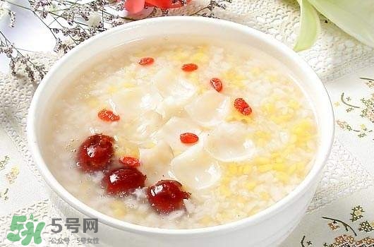 寶寶多大能吃調(diào)料？給寶寶輔食加調(diào)料的原則