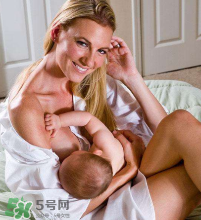 寶寶突然不吃母乳了怎么回事？寶寶不吃母乳是為什么？