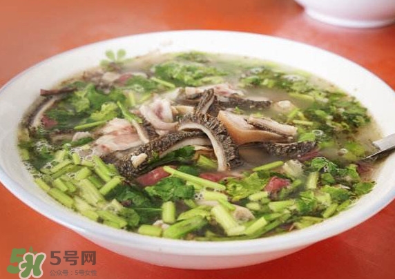 羊雜湯膻不膻？羊雜湯是哪里的特色美食