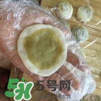 榴蓮冰皮月餅的做法？榴蓮冰皮月餅價(jià)格