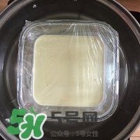 榴蓮冰皮月餅的做法？榴蓮冰皮月餅價(jià)格