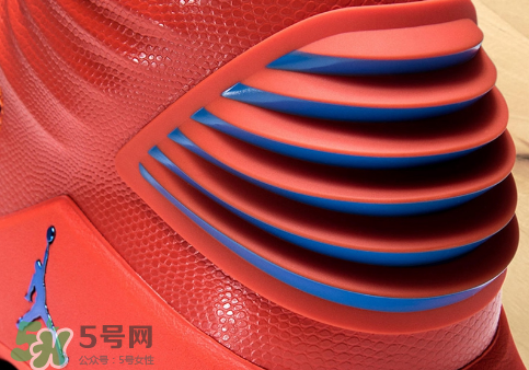 air jordan 32威少專屬雷霆配色實物什么樣？