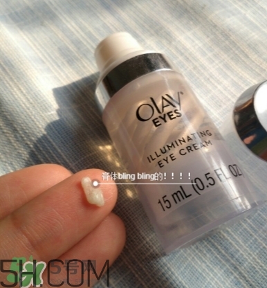 olay亮眼明眸雙旋眼霜怎么用？olay雙旋眼霜使用方法