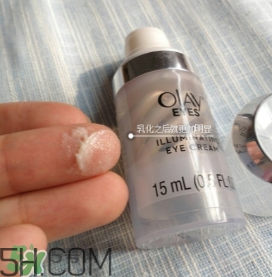 olay亮眼明眸雙旋眼霜怎么用？olay雙旋眼霜使用方法