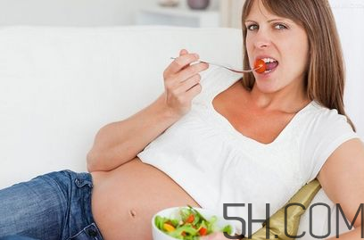 孕婦感冒鼻塞可以吃藥嗎？孕婦哪些食物不能吃？