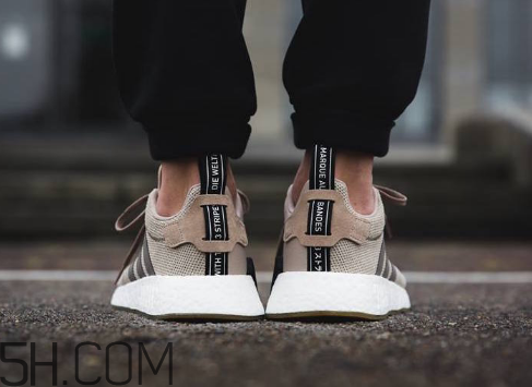 adidas nmd r2 trace khaki上腳效果怎么樣？