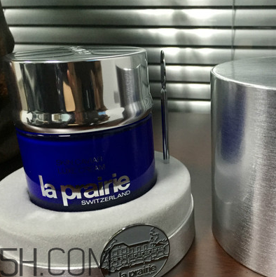 三大貴婦面霜比較_la prairie、Lamer和蘭蔻修復(fù)面霜比較