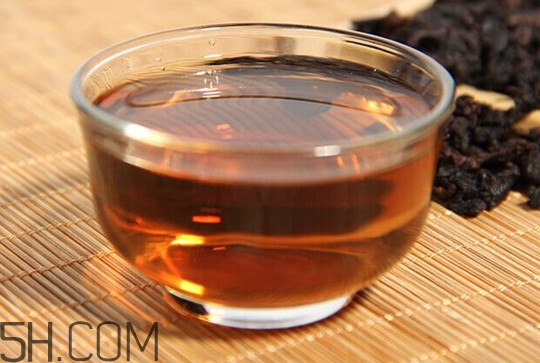 天氣干燥煲什么湯喝最好？氣候干燥喝什么茶好